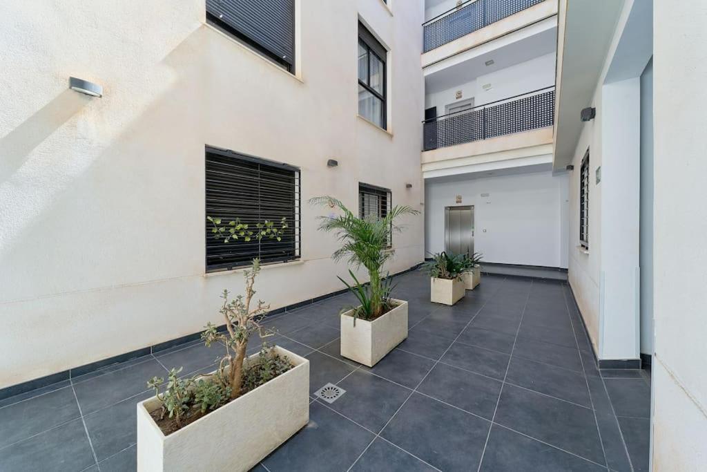 Smart Loft With Pool & Garage Jinetes Appartamento *